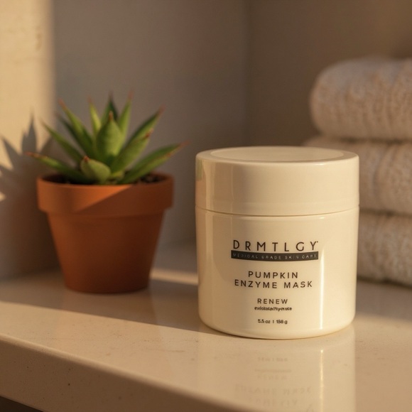 🌟 DRMTLGY Pumpkin Mask 🎃 Gentle Exfoliating & Hydrating Treatment | BNIP - Picture 1 of 1
